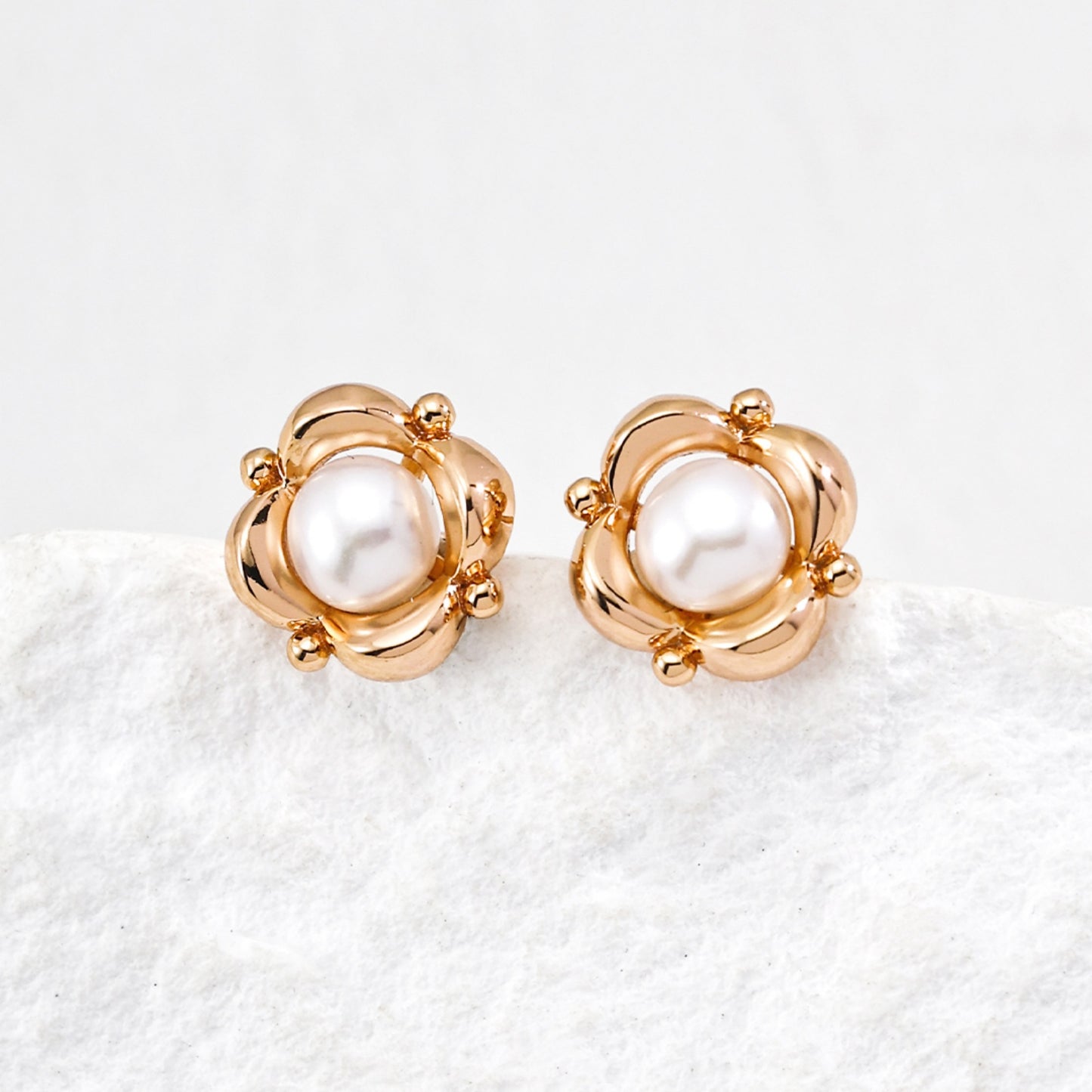 Natural Pearl Stud Earrings, S925 Sterling Silver Vintage Gold Flower Earrings